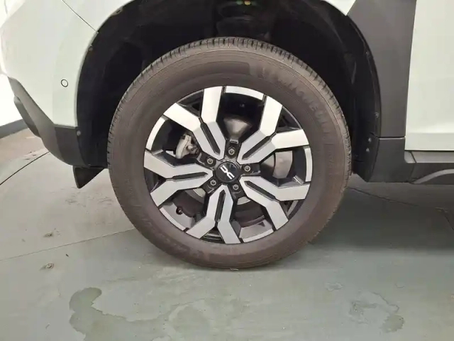 Dacia Duster blue dci 115 4x2 — photo 24