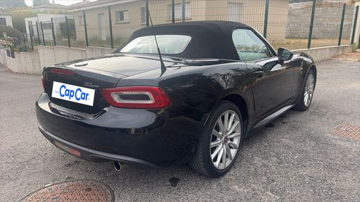 Fiat 124 Spider 1.4 MultiAir 140 - Lusso – 2017 – 62316 km – Essence – Boîte Manuelle — photo 3