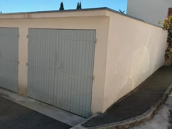 Vends box Fermé