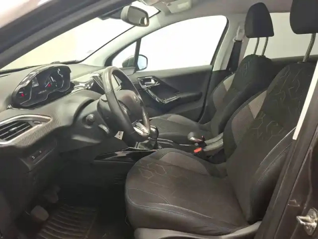 Peugeot 2008 bluehdi 100ch s&amp;s bvm5 — photo 11