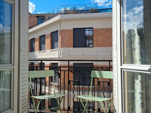 Appartement 2 pièces 41 m2 Paris 15 eme Convention