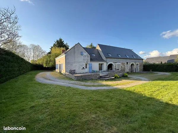 Maison 11 pièces 229 m²