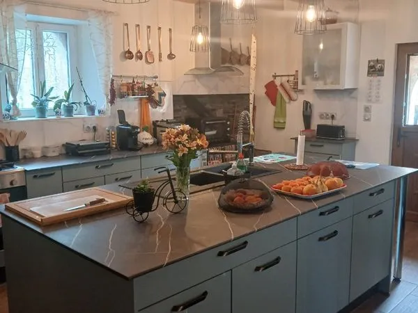 Maison 170 m² et grange attenante