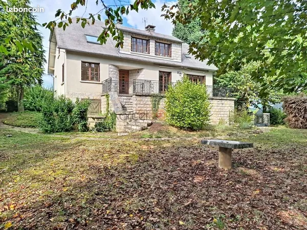 Maison 8 pièces 190 m²