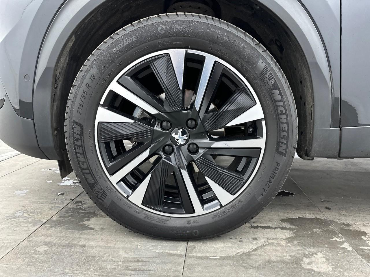 Peugeot 2008 puretech 130 s&s eat8 gt pack — photo 14