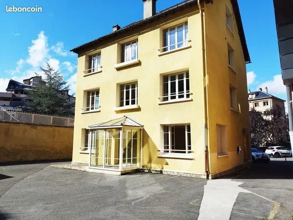Immeuble 277 m²