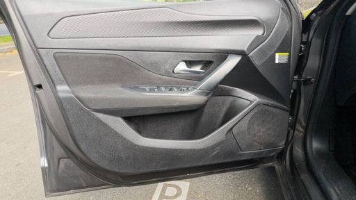 Peugeot 308 SW 1.5 BlueHDi 130 - Active – 2022 – 148465 km – Diesel – Boîte Manuelle — photo 38