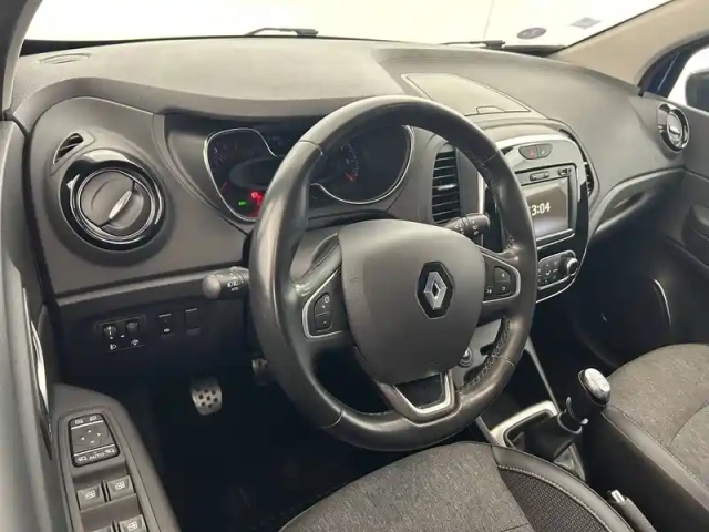 Renault Captur tce 130 fap — photo 19