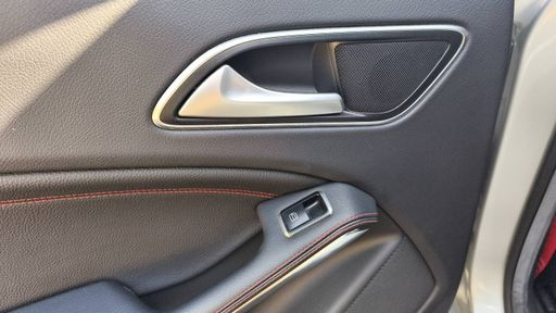 Mercedes Classe A 45 AMG 360 4Matic 7G-Tronic - AMG – 2015 – 83594 km – Essence – Boîte Automatique — photo 21