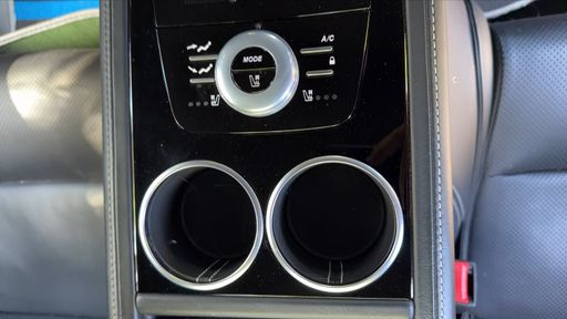 Aston Martin Rapide 6.0 560 S - S – 2017 – 31226 km – Essence – Boîte Automatique — photo 19