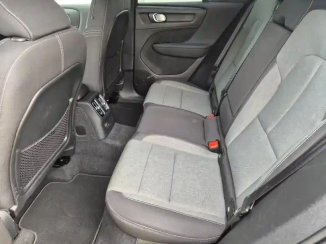 Volvo Xc40 t4 recharge 129 + 82ch inscription business dct 7 — photo 12