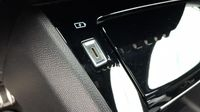 Peugeot 2008 1.2 PureTech 130ch S&S GT Pack EAT8 — photo 17
