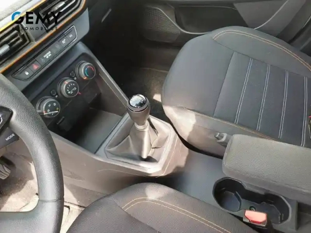 Dacia Sandero tce 90 - 22 — photo 12