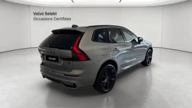 Volvo Xc60 t6 awd hybride rechargeable 253 ch+145 ch geartronic 8 — photo 4