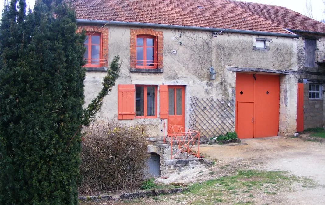 Photo 1