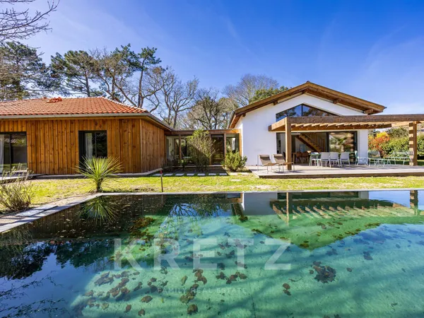 Villa d'architecte, élégance et sérénité à l'abri des regards
