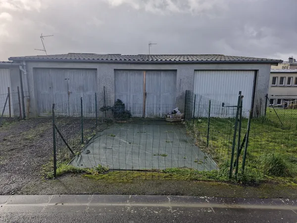 Stationnement Vente Vire Normandie  178m² 14000€