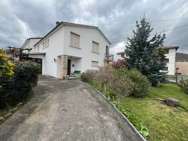 Maison 4 pièces 84 m²