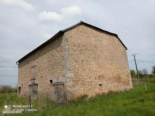 Magnifique grange avec terrain