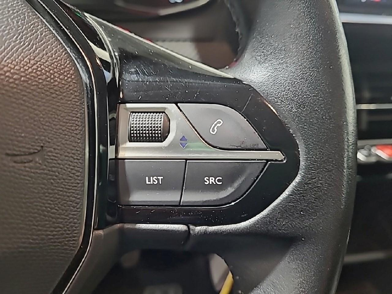 Peugeot 208 puretech 75 s&s bvm5 active business — photo 18