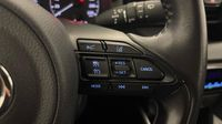 Toyota Yaris 116h Dynamic 5p MY22 — photo 25