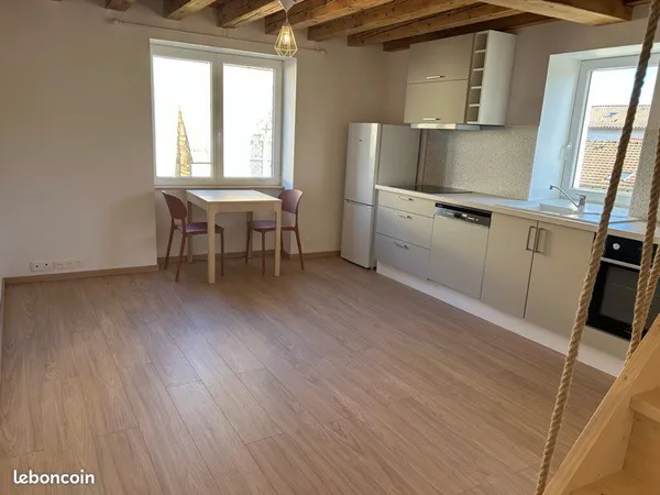 T2 duplex meublé