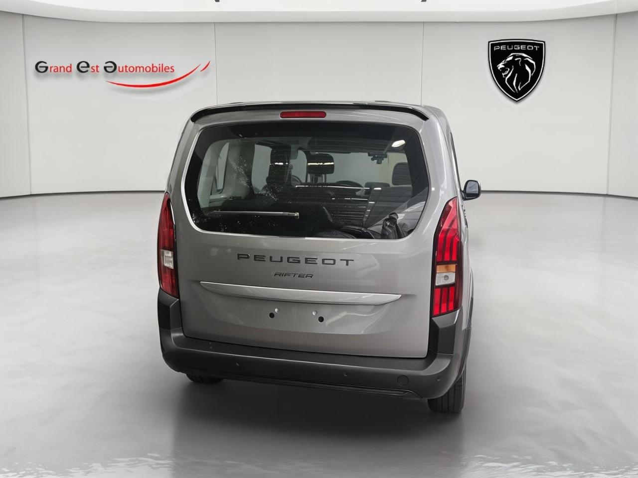 Peugeot Rifter 1.5 bluehdi 100ch allure 5 places (hors malus) — photo 4