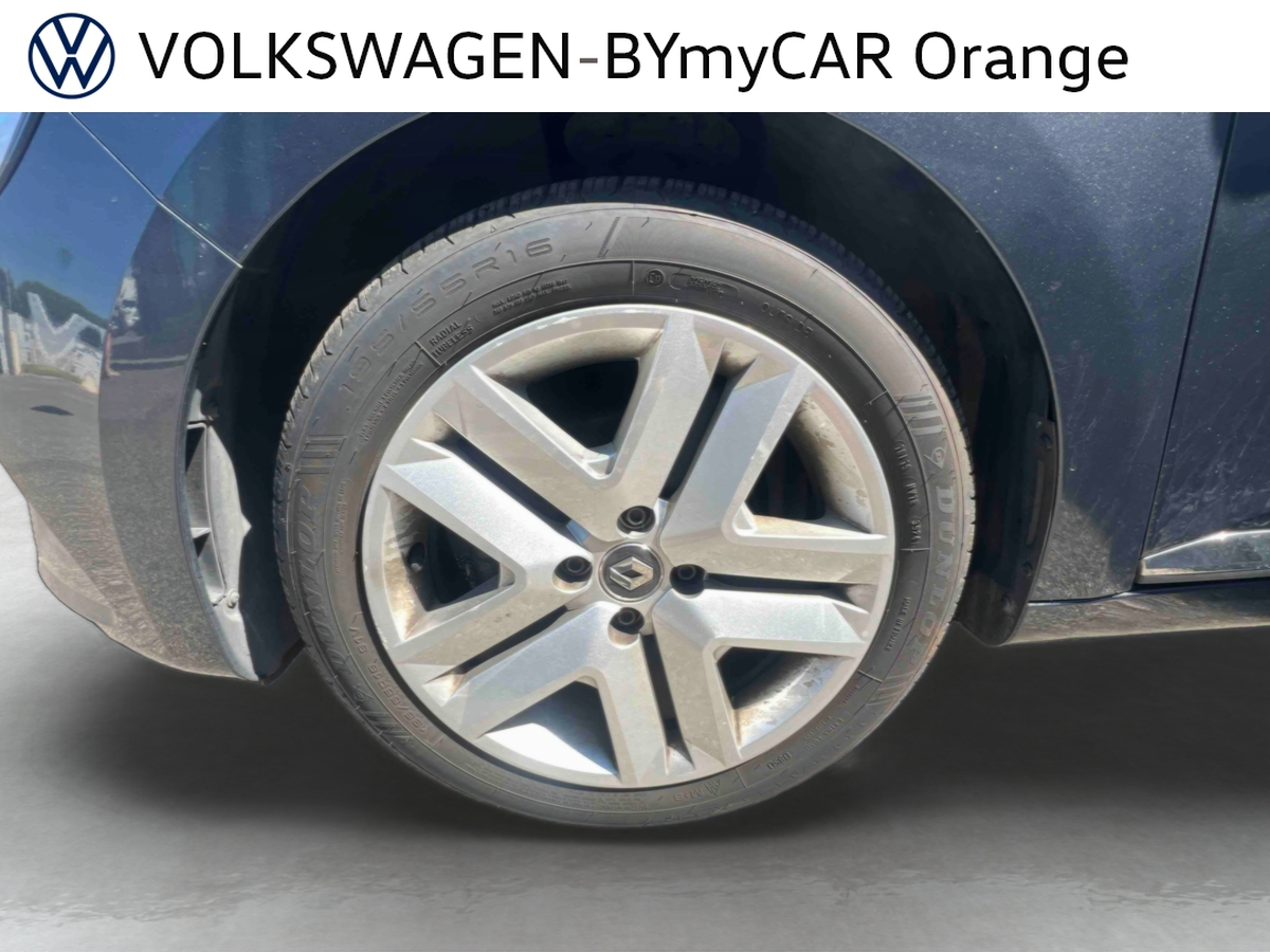 Renault Clio TCe 100 — photo 16