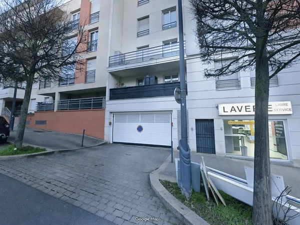 Parking 13 m²