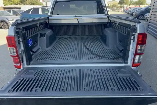 Ford Ranger super cabine 2.0 ecoblue 170 s&amp;s — photo 12