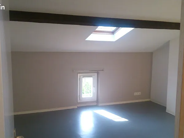 PARTI Loue T1 Albi 26m² 450 m fac Champollion
