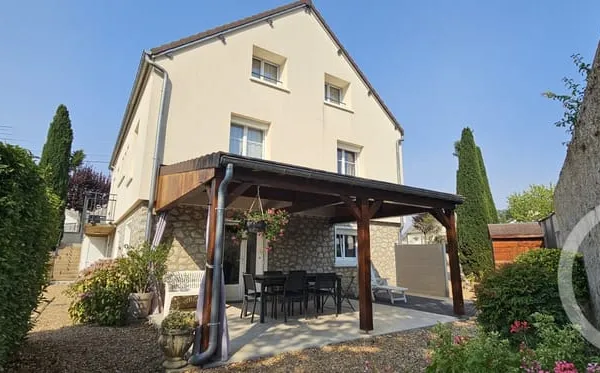 Maison 6 pièces 146 m²
