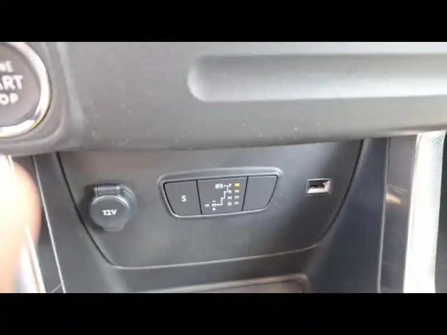Citroën C3 Aircross puretech 130ch s&amp;s shine pack eat6 — photo 30