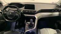 Peugeot 3008 1.2 PureTech 130ch S&S Allure — photo 11