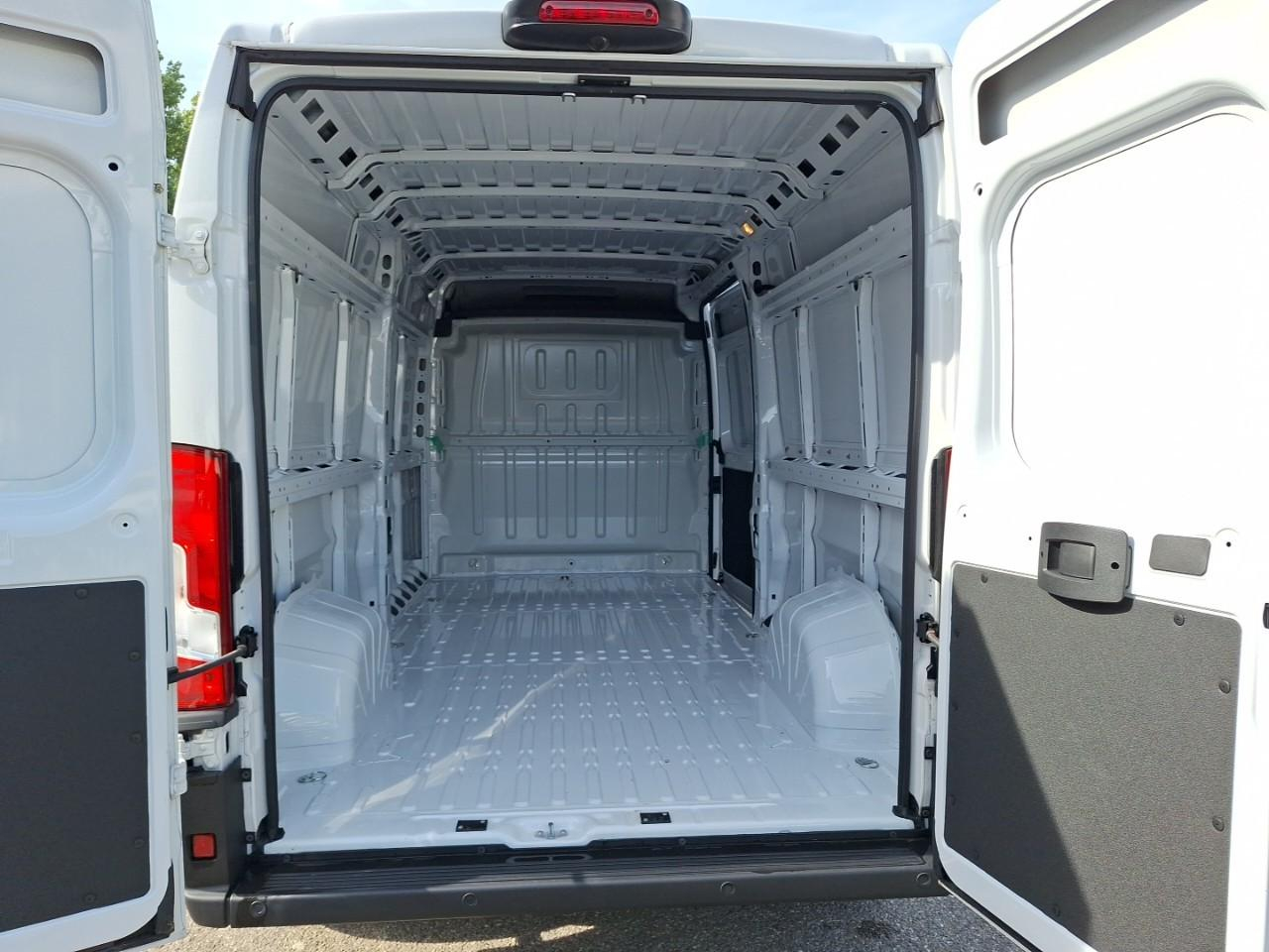 Opel Movano l3h2 3.5 maxi 165ch bluehdi s&s — photo 6