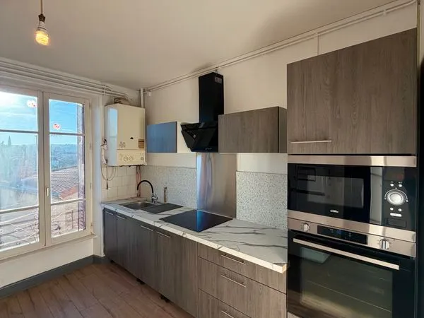T2 lumineux de 58 m² au 2ème et dernier étage — Le Breuil-sur-Couze
