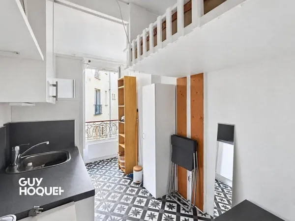 Studio 1 pièce 9 m²