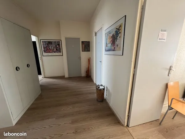 100 m2 situation d'exception à Clermont Ferrand Centre