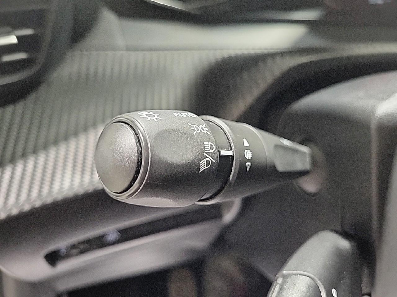 Peugeot 208 puretech 75 s&s bvm5 active — photo 20