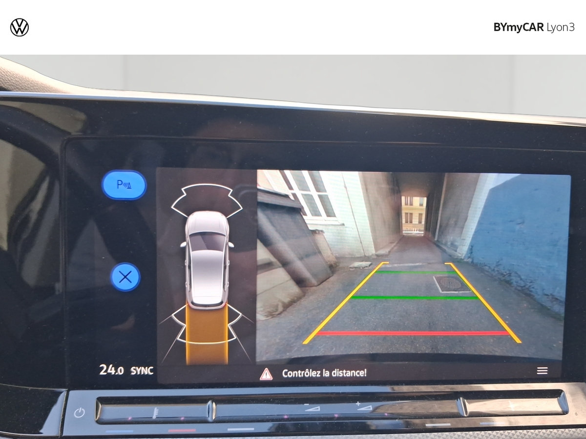 Volkswagen Golf 1.5 eTSI OPF 130 DSG7 — photo 9