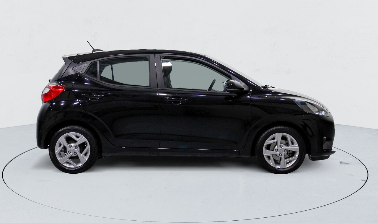 Hyundai i10 — photo 6