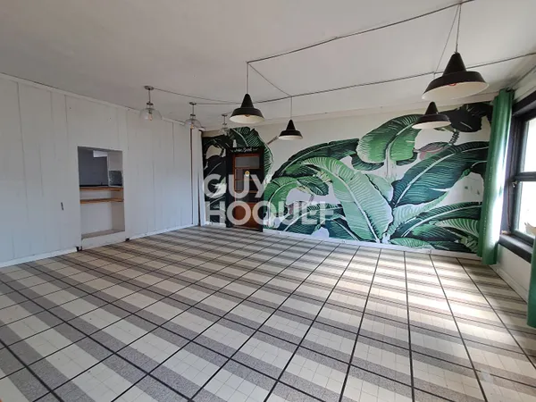 A VENDRE : Immeuble avec fort potentiel au coeur de La Flotte en Ré