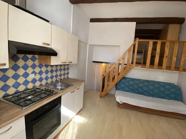 Marseille 15ème - Studio avec mezzanine - Fort potentiel locatif
