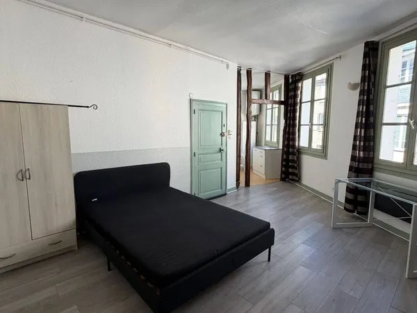 Studio 1 pièce 32 m²