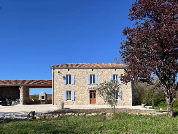 Ancienne Métairie, 321 m2, 11 pièces