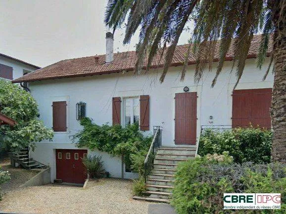 Bureaux 310 m²