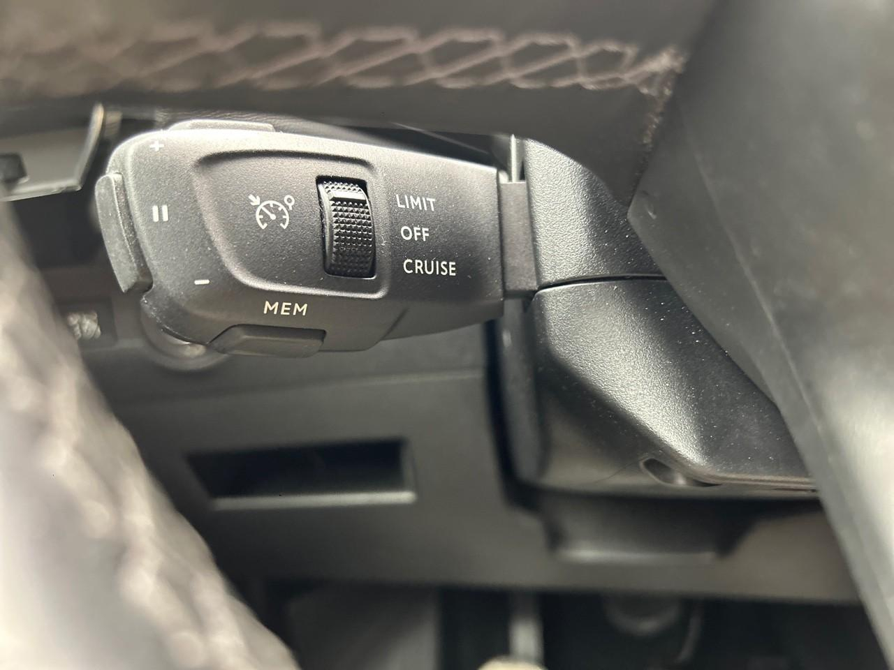 Ds Ds 7 crossback crossback bluehdi 130 bvm6 so chic — photo 21
