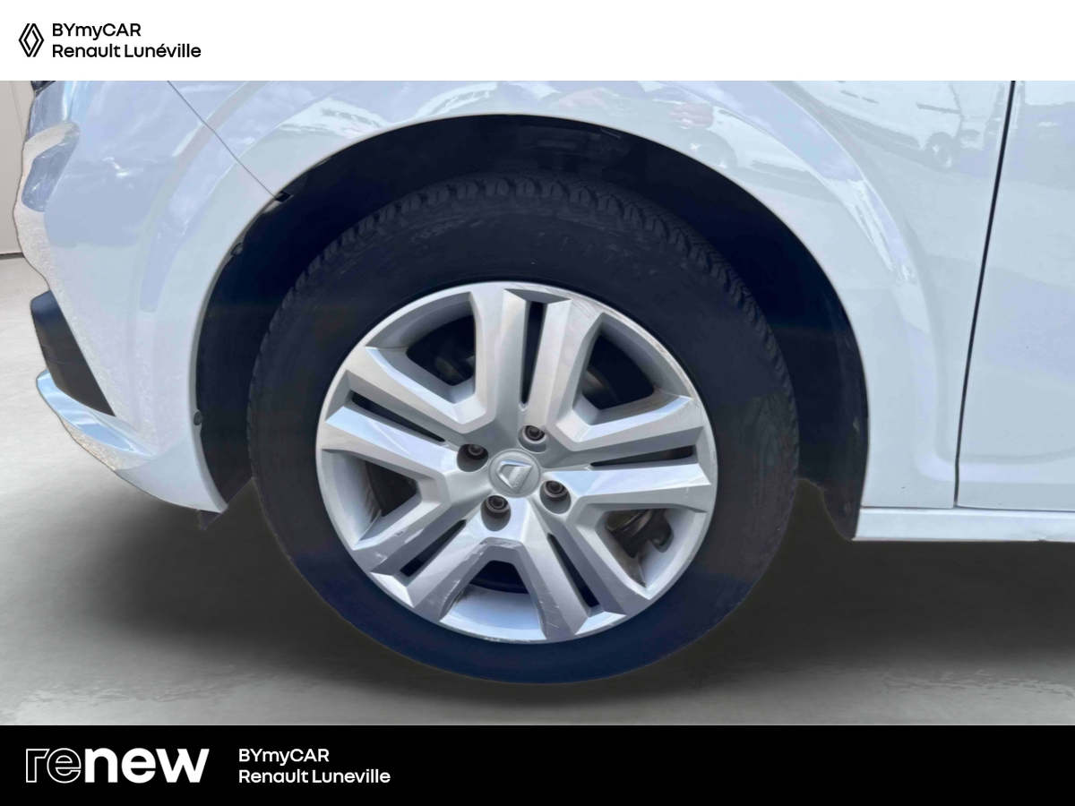 Dacia Sandero TCe 90 CVT - 22 — photo 14
