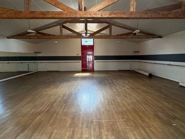 🏢 local professionnel 240 m² à louer - quéven / zone du mourillon