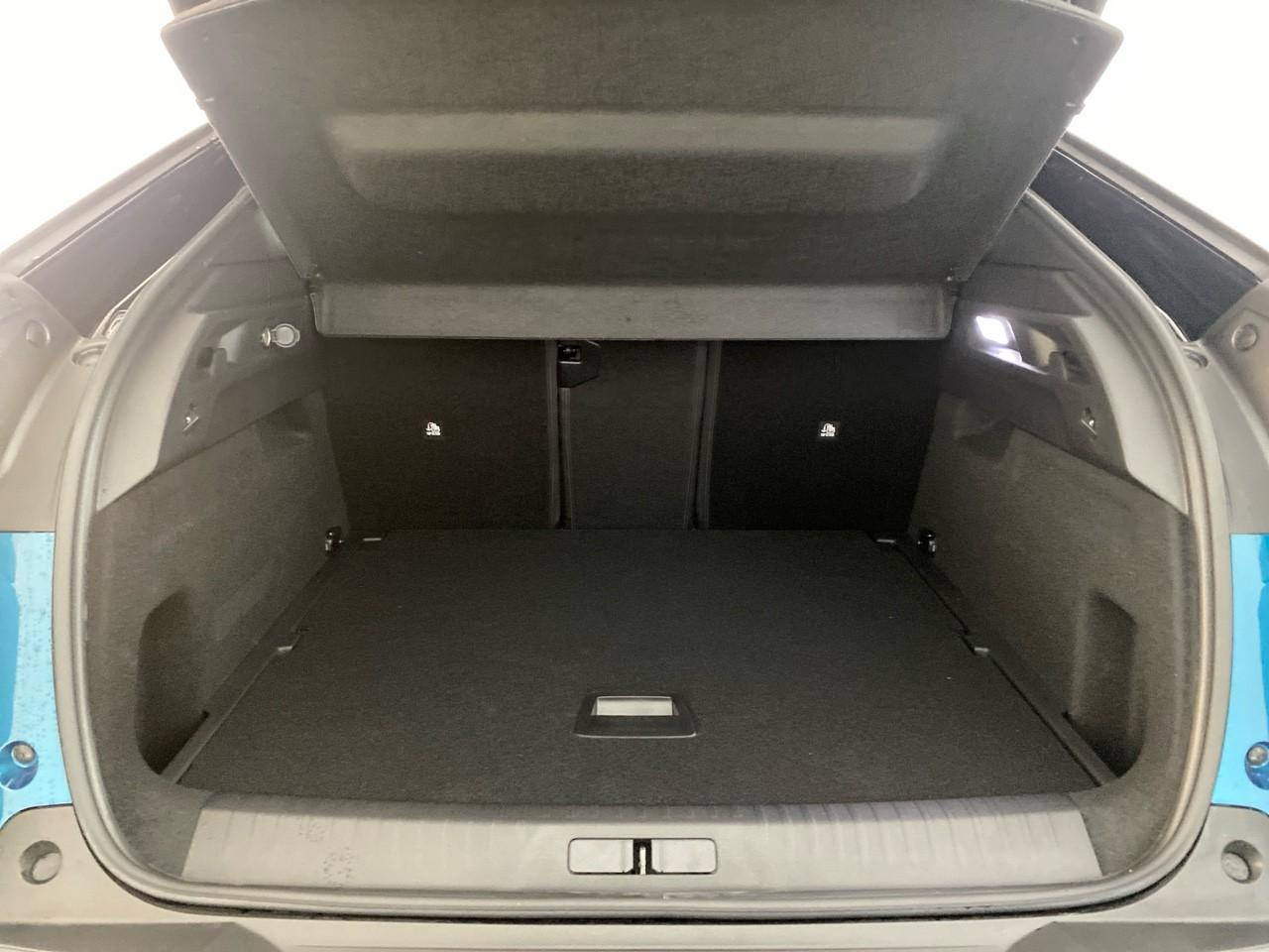 Peugeot 3008 hybrid 145 e-dcs6 gt — photo 6